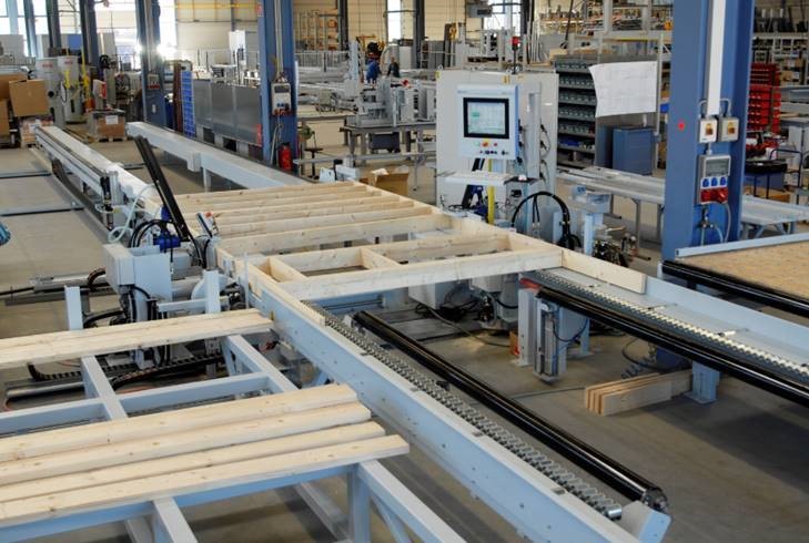CAD/CAM production line for timber frame